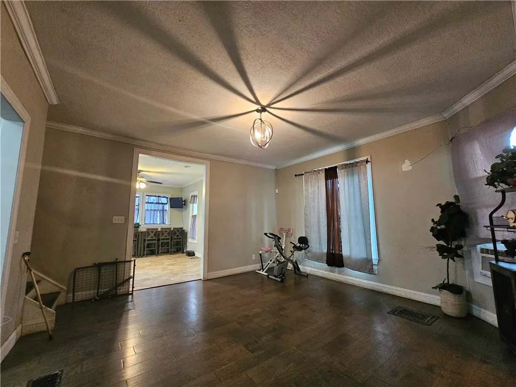 634 Pennsylvania Avenue, Elmira City, New York 149, Elmira City, New York 14904, 4 Bedrooms Bedrooms, 8 Rooms Rooms,1 BathroomBathrooms,Residential,For Sale,634 Pennsylvania Avenue, Elmira City, New York 149,0,R1647357