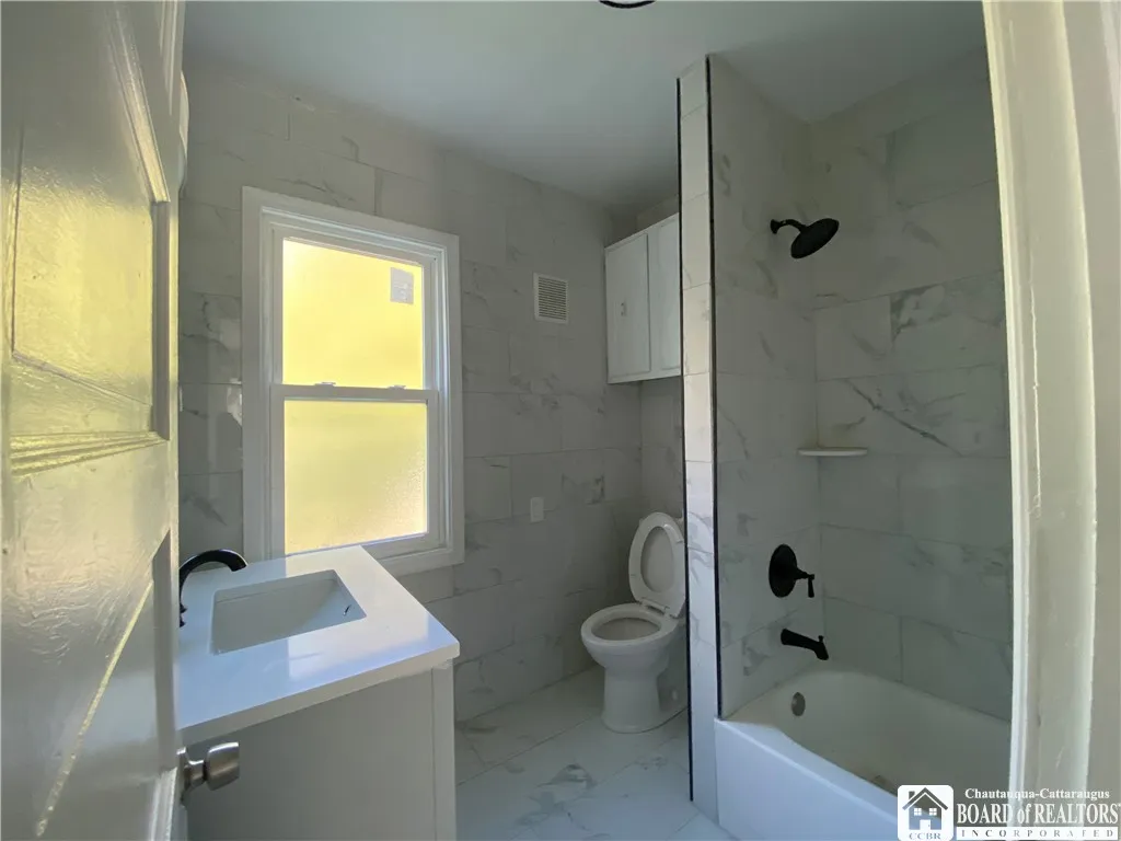 2nd floor bathroom 2nd floor bathroom
