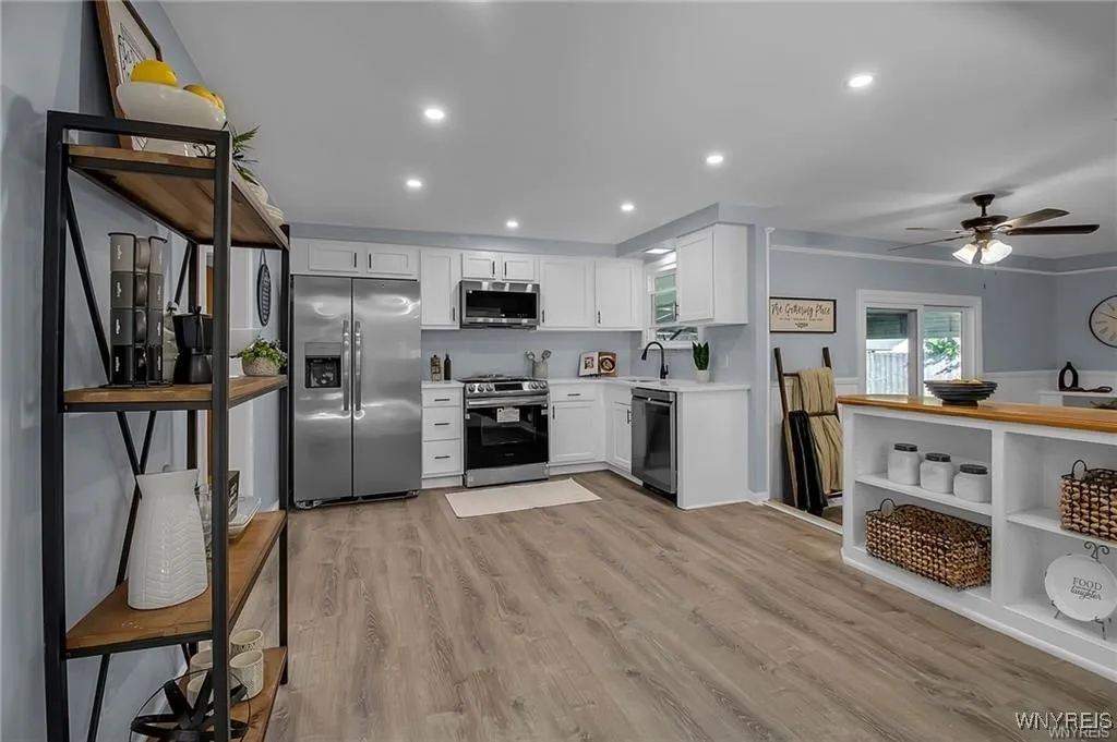 336 Fruitwood, Amherst, New York 14221, Amherst, New York 14221, 3 Bedrooms Bedrooms, 9 Rooms Rooms,1 BathroomBathrooms,Residential,For Sale,336 Fruitwood, Amherst, New York 14221,0,B1647369