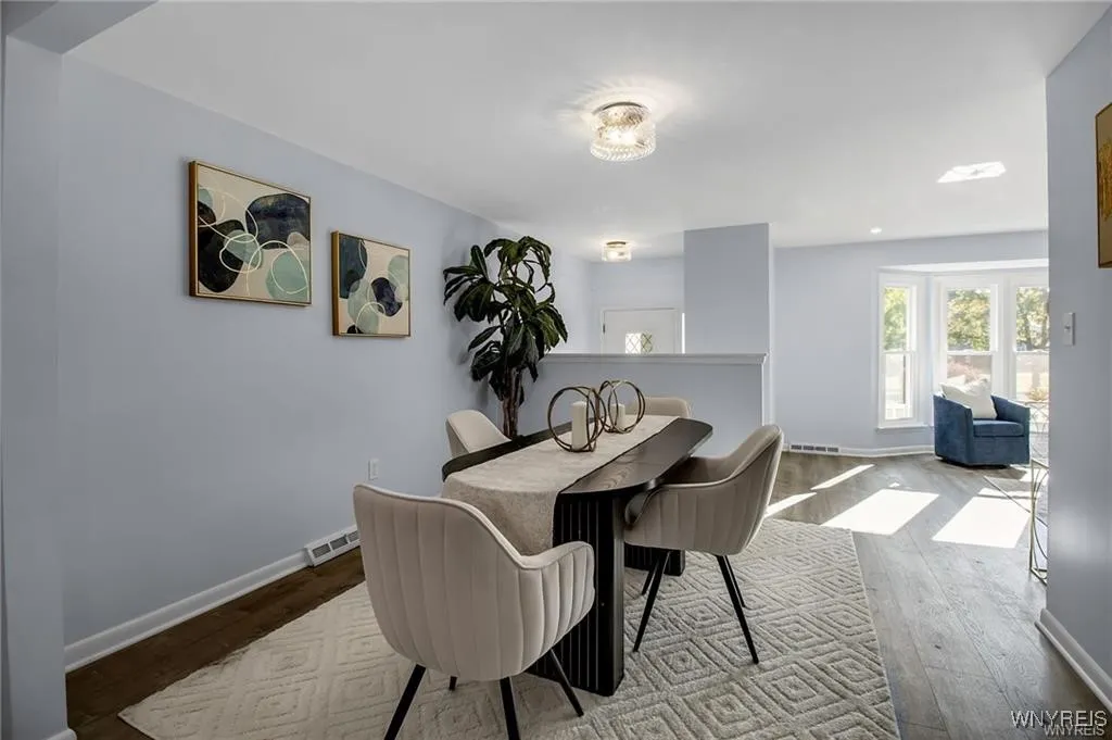 336 Fruitwood, Amherst, New York 14221, Amherst, New York 14221, 3 Bedrooms Bedrooms, 9 Rooms Rooms,1 BathroomBathrooms,Residential,For Sale,336 Fruitwood, Amherst, New York 14221,0,B1647369