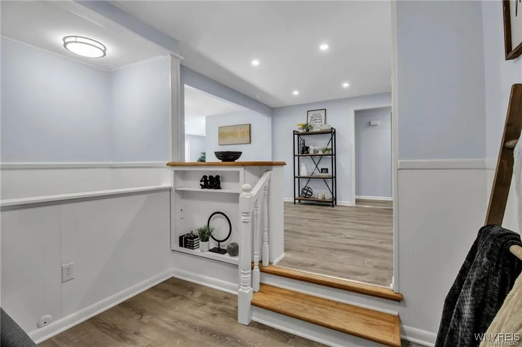 336 Fruitwood, Amherst, New York 14221, Amherst, New York 14221, 3 Bedrooms Bedrooms, 9 Rooms Rooms,1 BathroomBathrooms,Residential,For Sale,336 Fruitwood, Amherst, New York 14221,0,B1647369