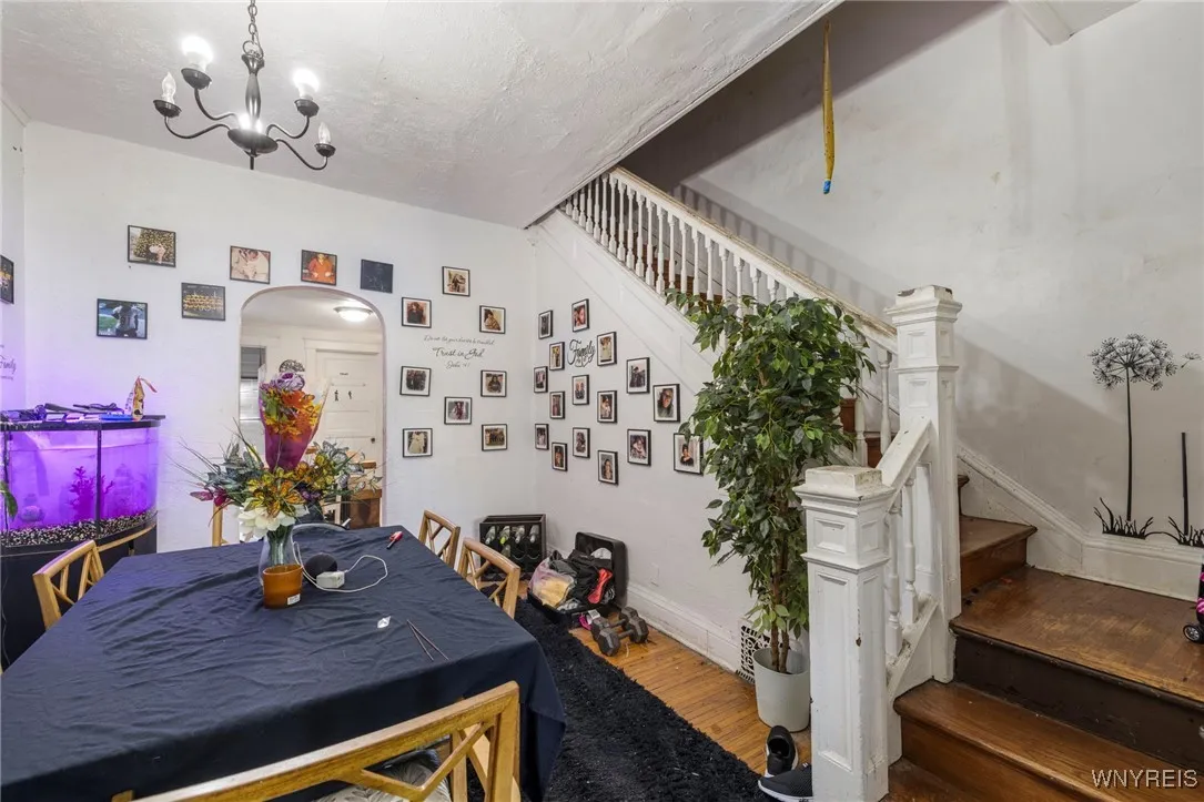 2201 Pierce Avenue, Niagara Falls, New York 14301, Niagara Falls, New York 14301, 7 Bedrooms Bedrooms, ,3 BathroomsBathrooms,Residential,For Sale,2201 Pierce Avenue, Niagara Falls, New York 14301,0,B1645749