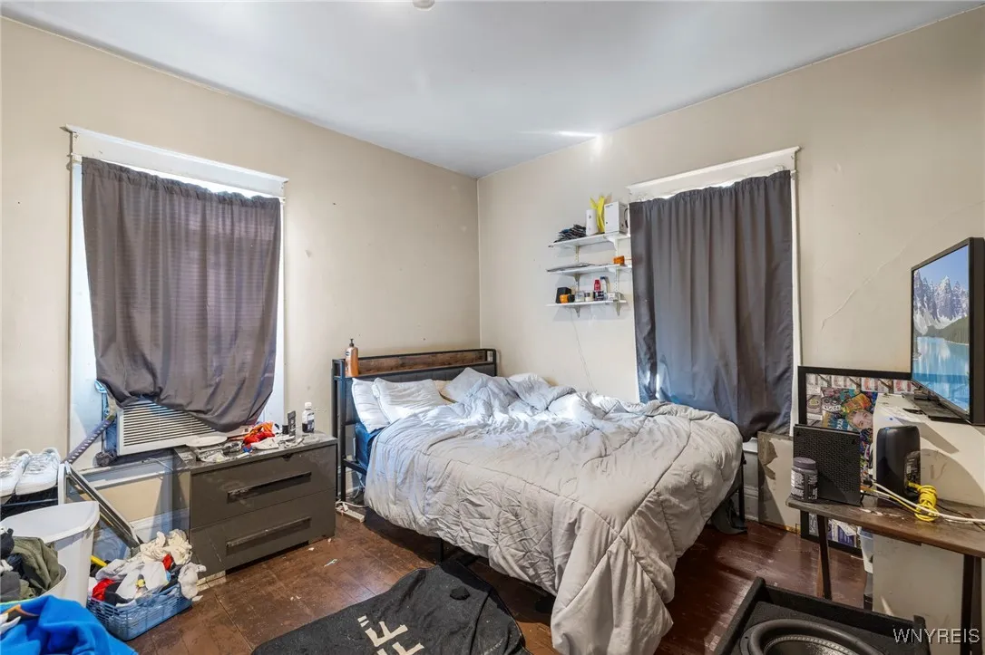 2201 Pierce Avenue, Niagara Falls, New York 14301, Niagara Falls, New York 14301, 7 Bedrooms Bedrooms, ,3 BathroomsBathrooms,Residential,For Sale,2201 Pierce Avenue, Niagara Falls, New York 14301,0,B1645749