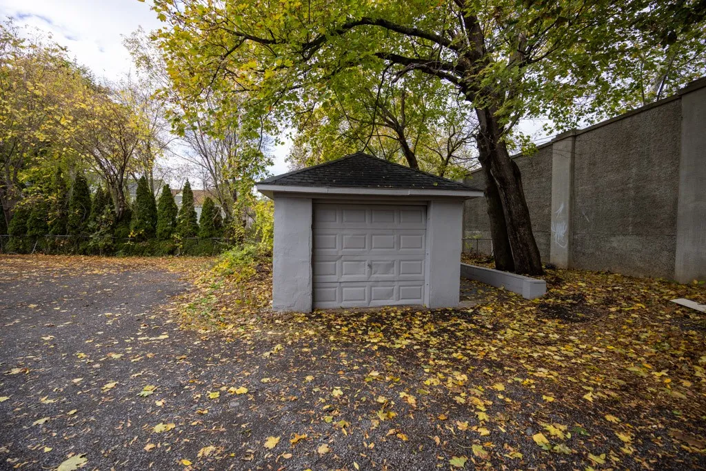 4321 Lake Avenue, Rochester, New York 14612, Rochester, New York 14612, 4 Bedrooms Bedrooms, ,2 BathroomsBathrooms,Residential,For Sale,4321 Lake Avenue, Rochester, New York 14612,0,R1647655