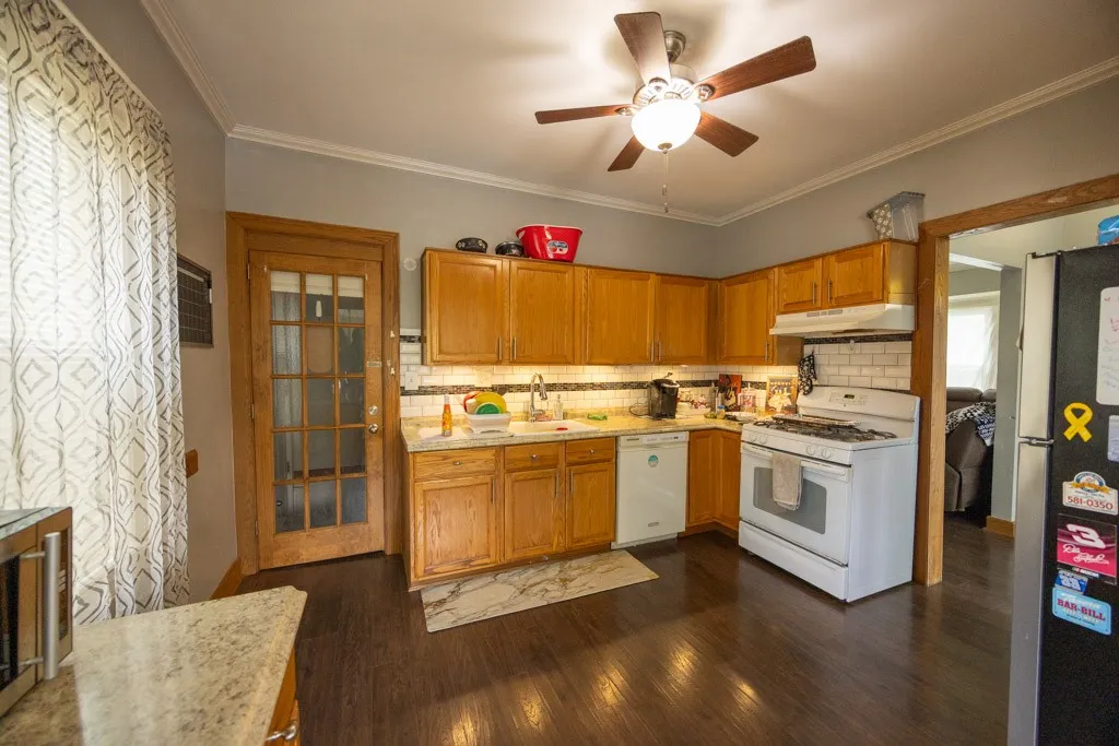 4321 Lake Avenue, Rochester, New York 14612, Rochester, New York 14612, 4 Bedrooms Bedrooms, ,2 BathroomsBathrooms,Residential,For Sale,4321 Lake Avenue, Rochester, New York 14612,0,R1647655