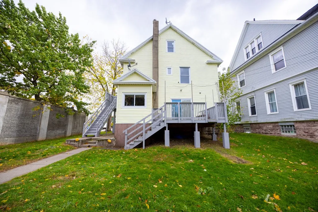 4321 Lake Avenue, Rochester, New York 14612, Rochester, New York 14612, 4 Bedrooms Bedrooms, ,2 BathroomsBathrooms,Residential,For Sale,4321 Lake Avenue, Rochester, New York 14612,0,R1647655