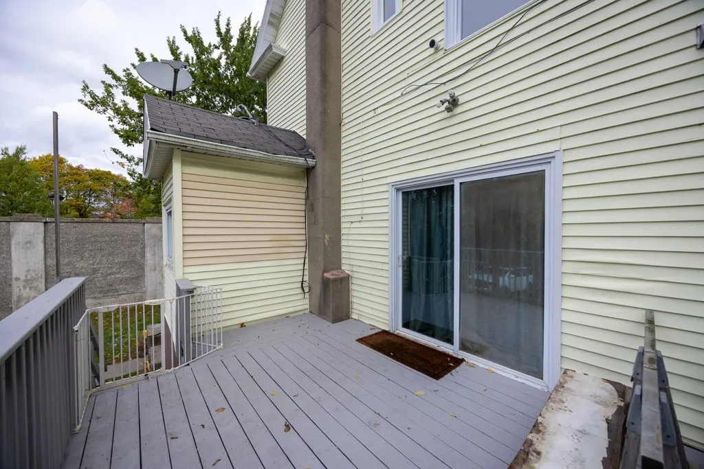 4321 Lake Avenue, Rochester, New York 14612, Rochester, New York 14612, 4 Bedrooms Bedrooms, ,2 BathroomsBathrooms,Residential,For Sale,4321 Lake Avenue, Rochester, New York 14612,0,R1647655