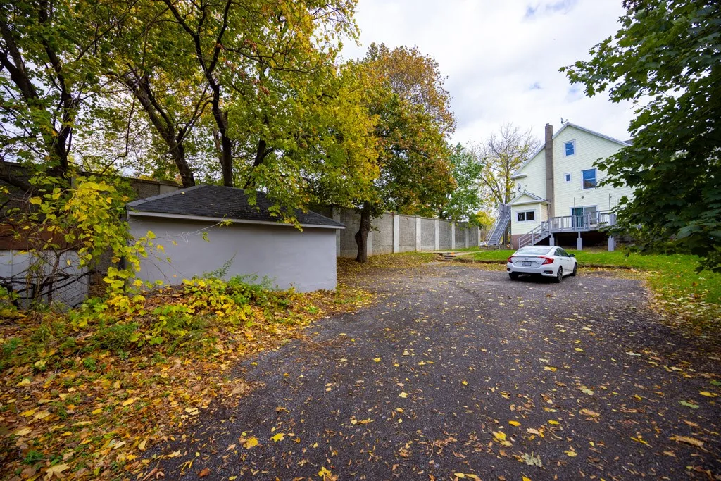 4321 Lake Avenue, Rochester, New York 14612, Rochester, New York 14612, 4 Bedrooms Bedrooms, ,2 BathroomsBathrooms,Residential,For Sale,4321 Lake Avenue, Rochester, New York 14612,0,R1647655