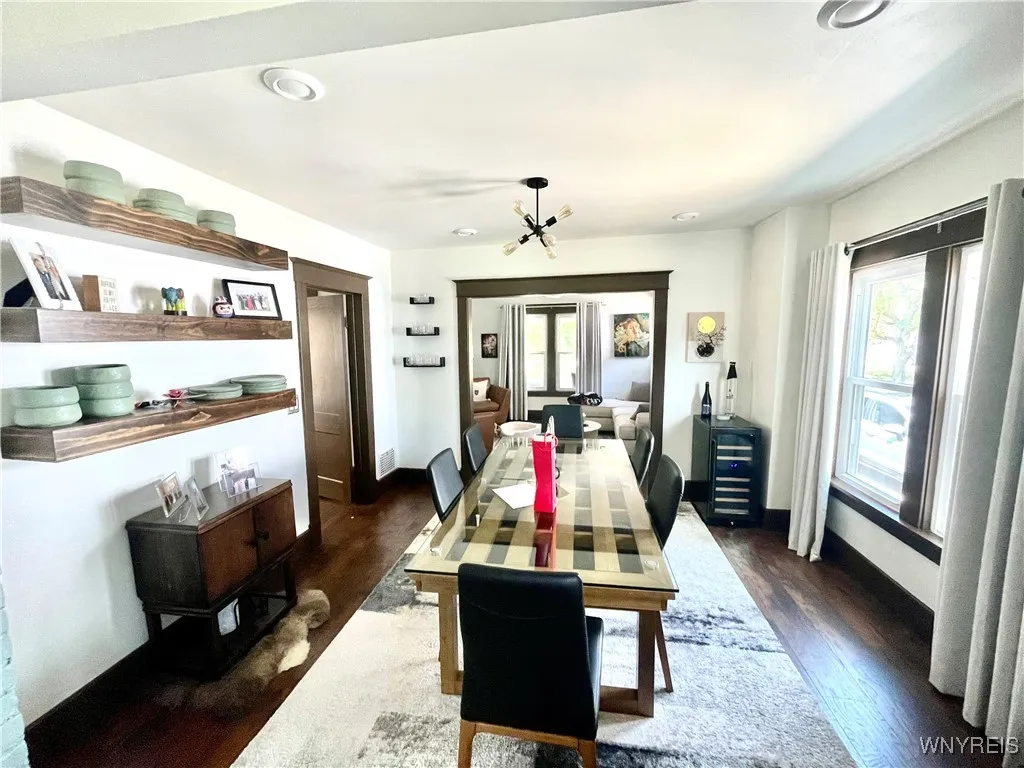 141 Parkwood Avenue, Tonawanda, New York 14217, Tonawanda, New York 14217, 2 Bedrooms Bedrooms, 5 Rooms Rooms,1 BathroomBathrooms,Residential Lease,For Rent,141 Parkwood Avenue, Tonawanda, New York 14217,0,B1647051