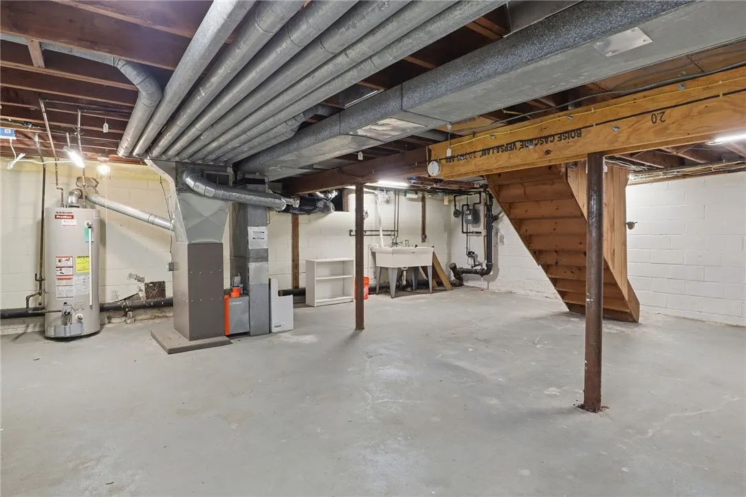 2055 Westfall Road, Brighton, New York 14618, Brighton, New York 14618, 3 Bedrooms Bedrooms, 6 Rooms Rooms,1 BathroomBathrooms,Residential,Closed,2055 Westfall Road, Brighton, New York 14618,0,R1642308