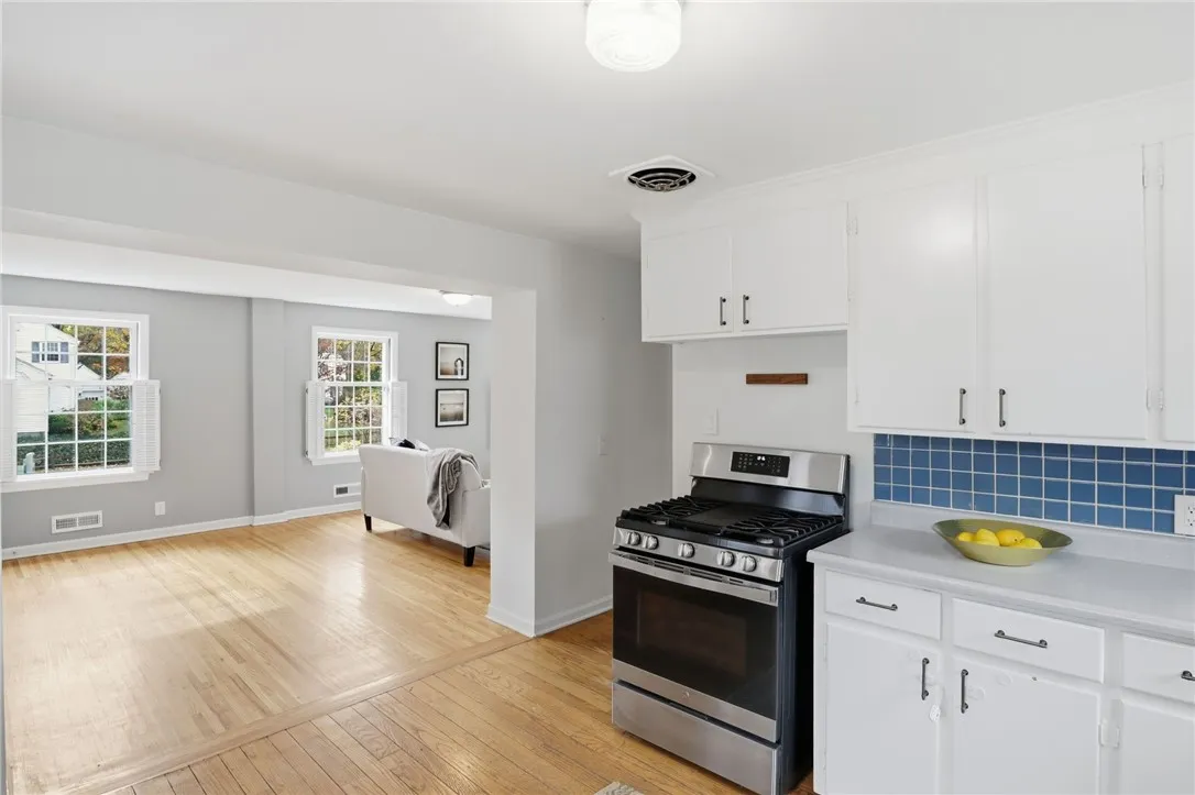 2055 Westfall Road, Brighton, New York 14618, Brighton, New York 14618, 3 Bedrooms Bedrooms, 6 Rooms Rooms,1 BathroomBathrooms,Residential,Closed,2055 Westfall Road, Brighton, New York 14618,0,R1642308
