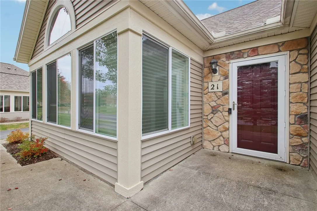 21 Maple Center Road, Greece, New York 14468, Greece, New York 14468, 3 Bedrooms Bedrooms, 7 Rooms Rooms,2 BathroomsBathrooms,Residential,For Sale,21 Maple Center Road, Greece, New York 14468,0,R1646848