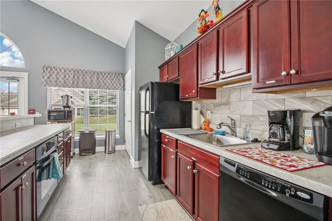 21 Maple Center Road, Greece, New York 14468, Greece, New York 14468, 3 Bedrooms Bedrooms, 7 Rooms Rooms,2 BathroomsBathrooms,Residential,For Sale,21 Maple Center Road, Greece, New York 14468,0,R1646848