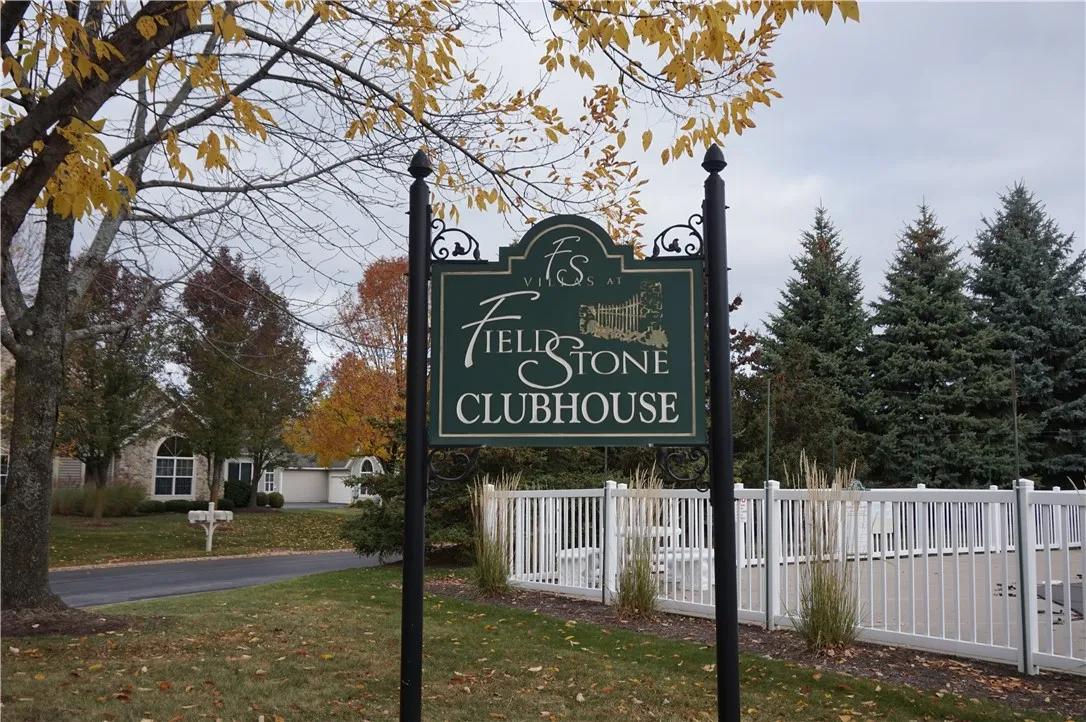 21 Maple Center Road, Greece, New York 14468, Greece, New York 14468, 3 Bedrooms Bedrooms, 7 Rooms Rooms,2 BathroomsBathrooms,Residential,For Sale,21 Maple Center Road, Greece, New York 14468,0,R1646848