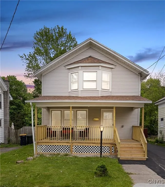 11 White Street, Kirkland, New York 13323, Kirkland, New York 13323, 3 Bedrooms Bedrooms, 9 Rooms Rooms,2 BathroomsBathrooms,Residential,For Sale,11 White Street, Kirkland, New York 13323,0,S1647667