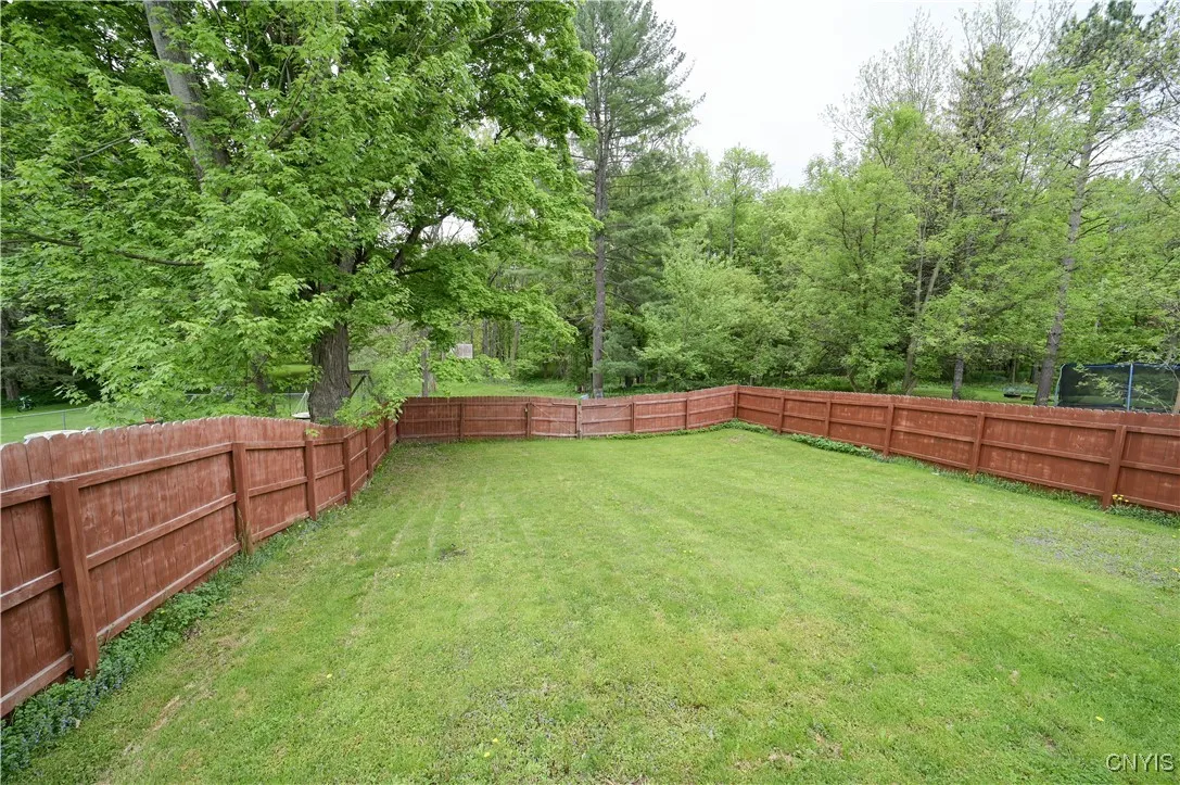 11 White Street, Kirkland, New York 13323, Kirkland, New York 13323, 3 Bedrooms Bedrooms, 9 Rooms Rooms,2 BathroomsBathrooms,Residential,For Sale,11 White Street, Kirkland, New York 13323,0,S1647667