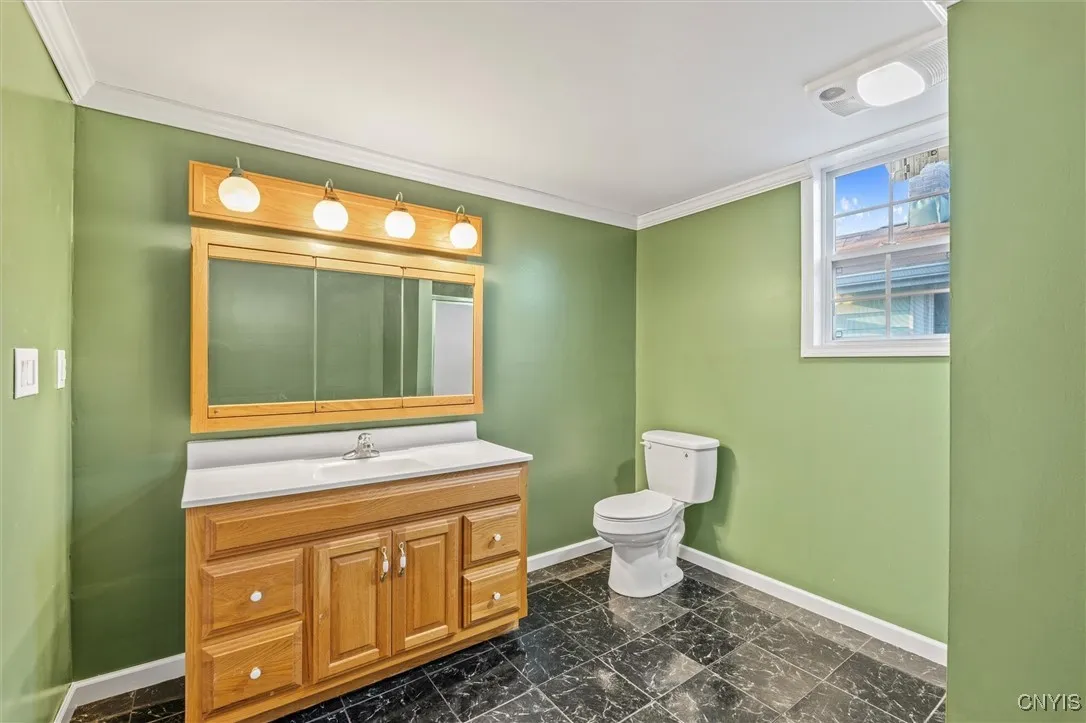 SECOND FLOOR BATH