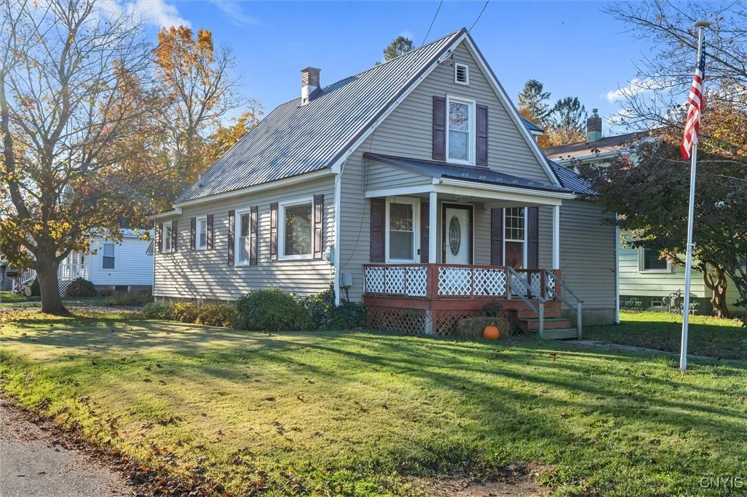 512 S Sixth Street, Fulton, New York 13069, Fulton, New York 13069, 3 Bedrooms Bedrooms, 6 Rooms Rooms,2 BathroomsBathrooms,Residential,For Sale,512 S Sixth Street, Fulton, New York 13069,0,S1647367