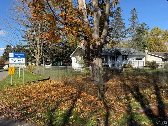 103 Fairway Drive, New Hartford, New York 13413, New Hartford, New York 13413, 2 Bedrooms Bedrooms, 4 Rooms Rooms,1 BathroomBathrooms,Residential,For Sale,103 Fairway Drive, New Hartford, New York 13413,0,S1647591