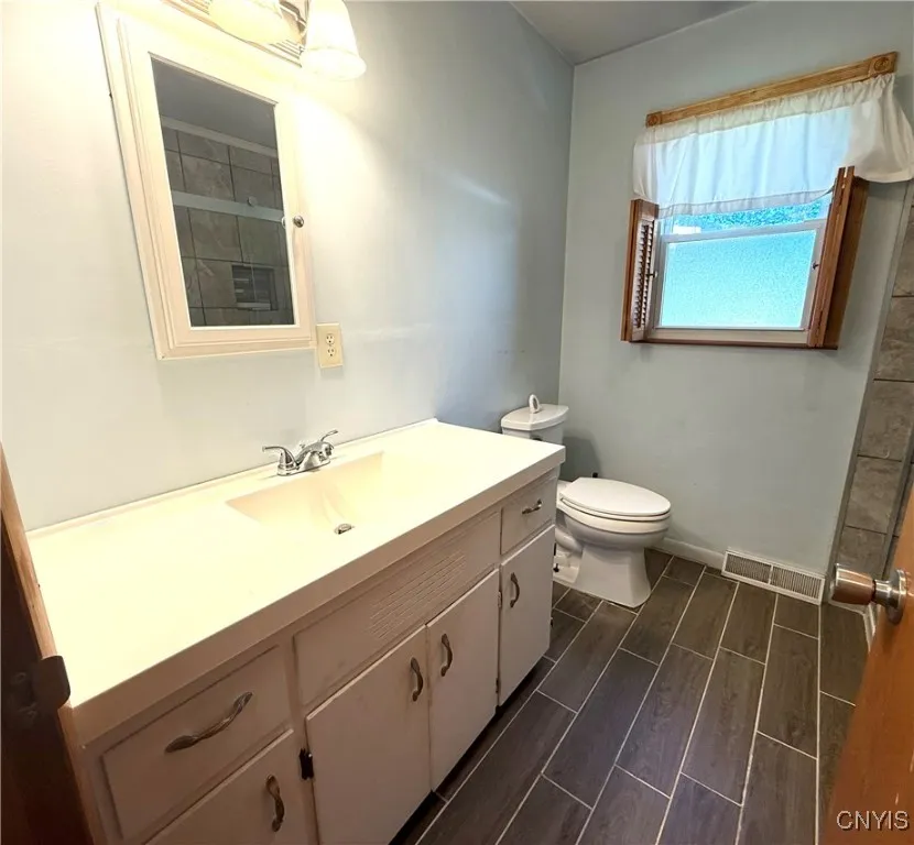 103 Fairway Drive, New Hartford, New York 13413, New Hartford, New York 13413, 2 Bedrooms Bedrooms, 4 Rooms Rooms,1 BathroomBathrooms,Residential,For Sale,103 Fairway Drive, New Hartford, New York 13413,0,S1647591