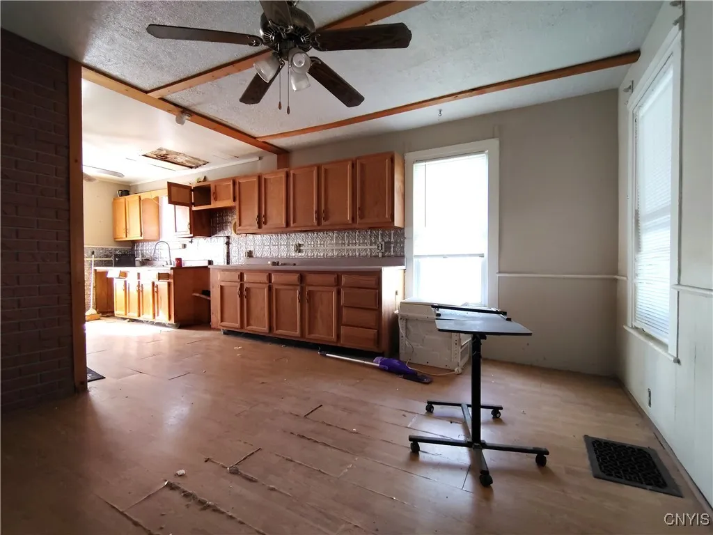 126 East Bloomfield Street, Rome, New York 13440, Rome, New York 13440, 3 Bedrooms Bedrooms, 7 Rooms Rooms,2 BathroomsBathrooms,Residential,For Sale,126 East Bloomfield Street, Rome, New York 13440,0,S1647595