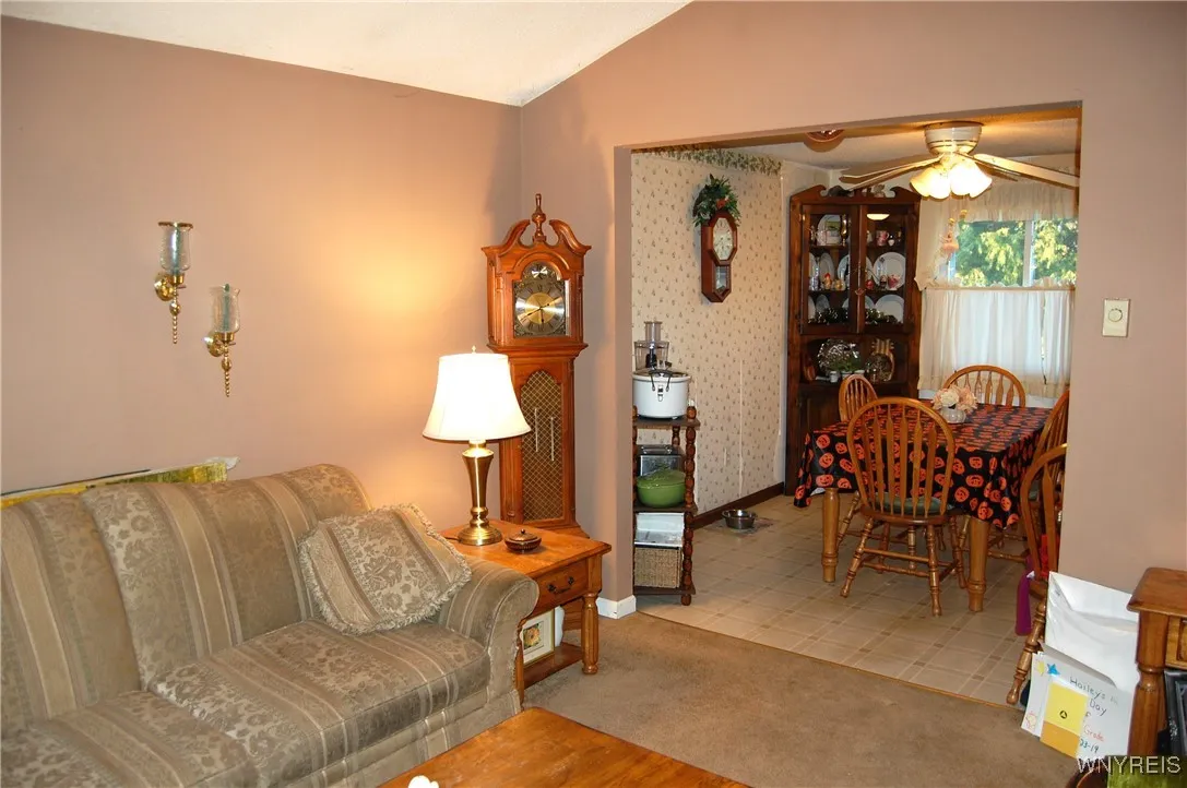 20 Park Lane Circle, Lockport City, New York 14094, Lockport City, New York 14094, 3 Bedrooms Bedrooms, 7 Rooms Rooms,1 BathroomBathrooms,Residential,For Sale,20 Park Lane Circle, Lockport City, New York 14094,0,B1647656