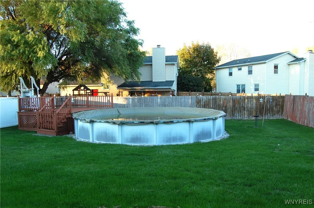 20 Park Lane Circle, Lockport City, New York 14094, Lockport City, New York 14094, 3 Bedrooms Bedrooms, 7 Rooms Rooms,1 BathroomBathrooms,Residential,For Sale,20 Park Lane Circle, Lockport City, New York 14094,0,B1647656