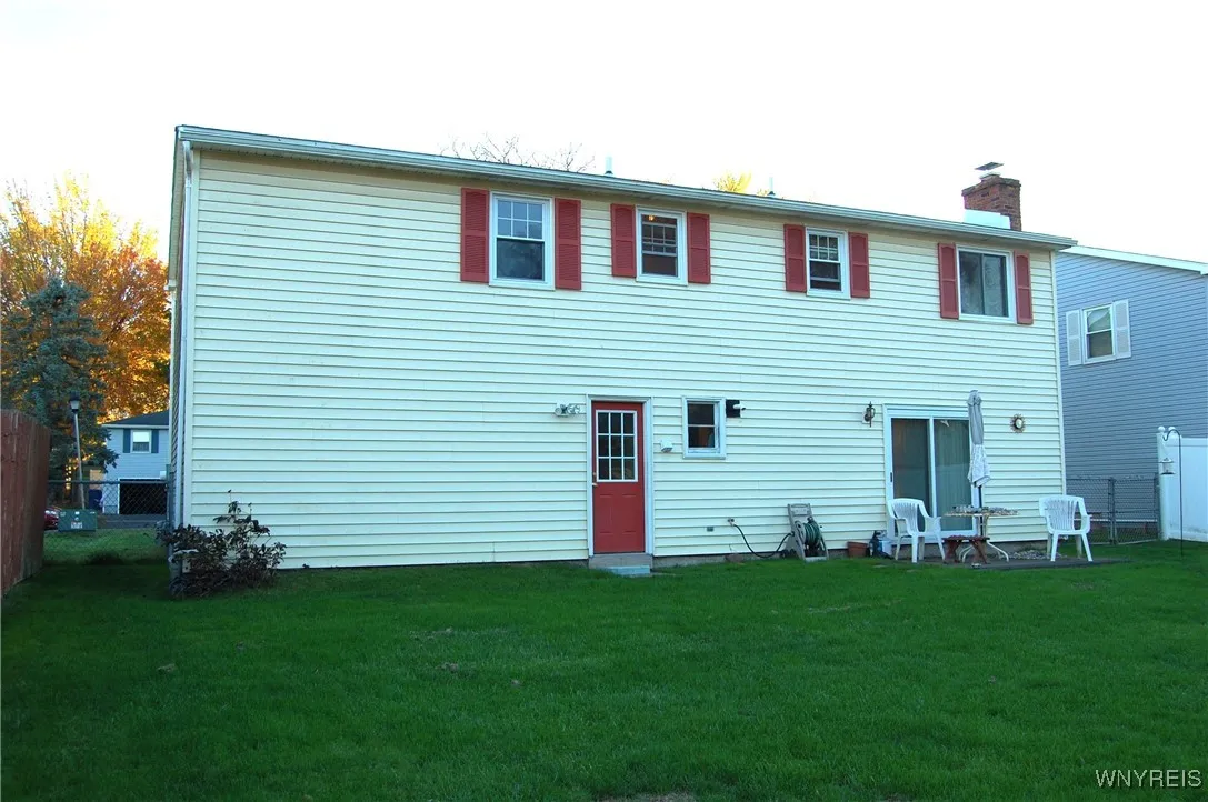 20 Park Lane Circle, Lockport City, New York 14094, Lockport City, New York 14094, 3 Bedrooms Bedrooms, 7 Rooms Rooms,1 BathroomBathrooms,Residential,For Sale,20 Park Lane Circle, Lockport City, New York 14094,0,B1647656