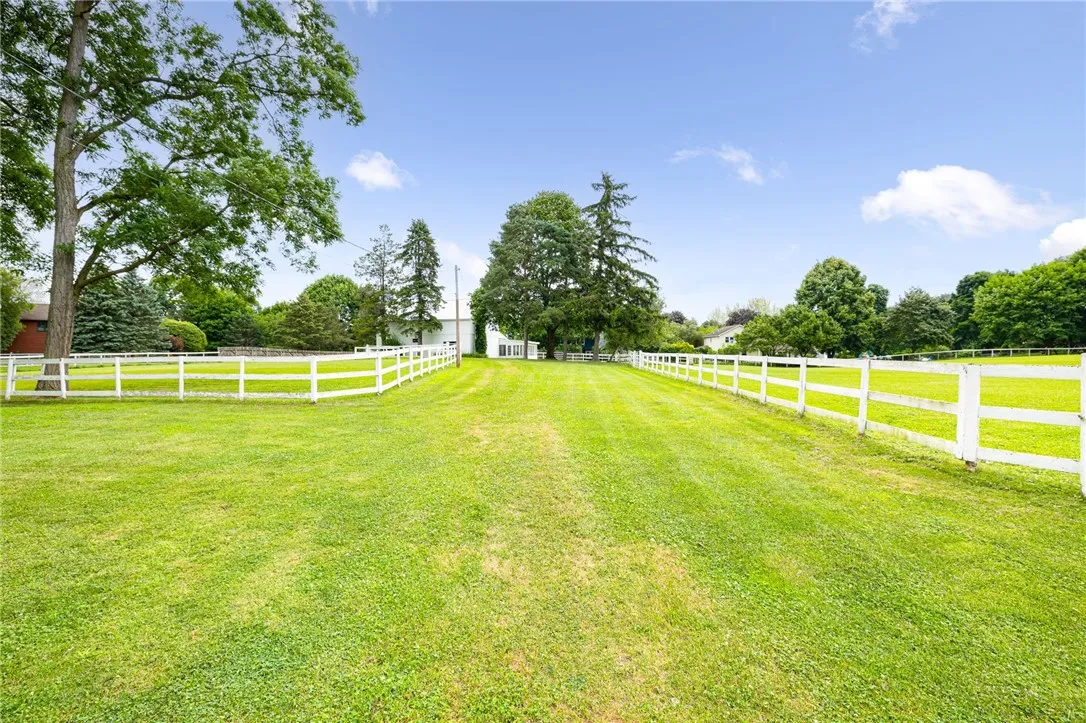 862 Marshall Road, Chili, New York 14624, Chili, New York 14624, 2 Bedrooms Bedrooms, 5 Rooms Rooms,1 BathroomBathrooms,Residential,For Sale,862 Marshall Road, Chili, New York 14624,0,R1647609