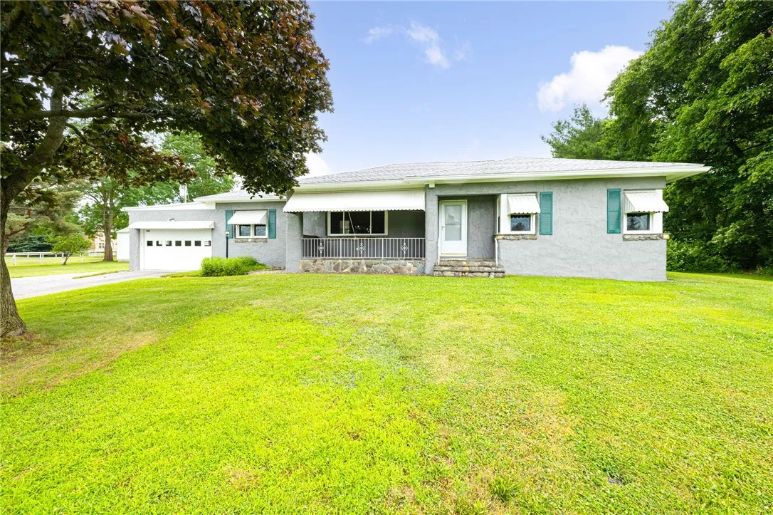 862 Marshall Road, Chili, New York 14624, Chili, New York 14624, 2 Bedrooms Bedrooms, 5 Rooms Rooms,1 BathroomBathrooms,Residential,For Sale,862 Marshall Road, Chili, New York 14624,0,R1647609