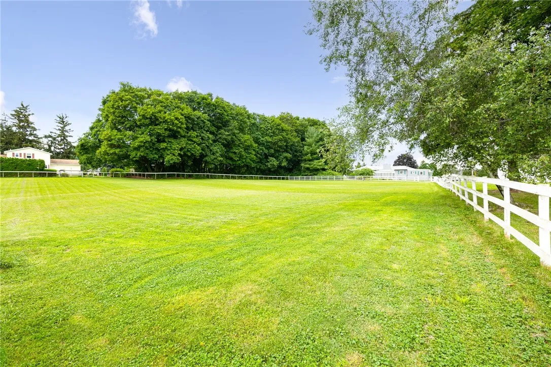 862 Marshall Road, Chili, New York 14624, Chili, New York 14624, 2 Bedrooms Bedrooms, 5 Rooms Rooms,1 BathroomBathrooms,Residential,For Sale,862 Marshall Road, Chili, New York 14624,0,R1647609