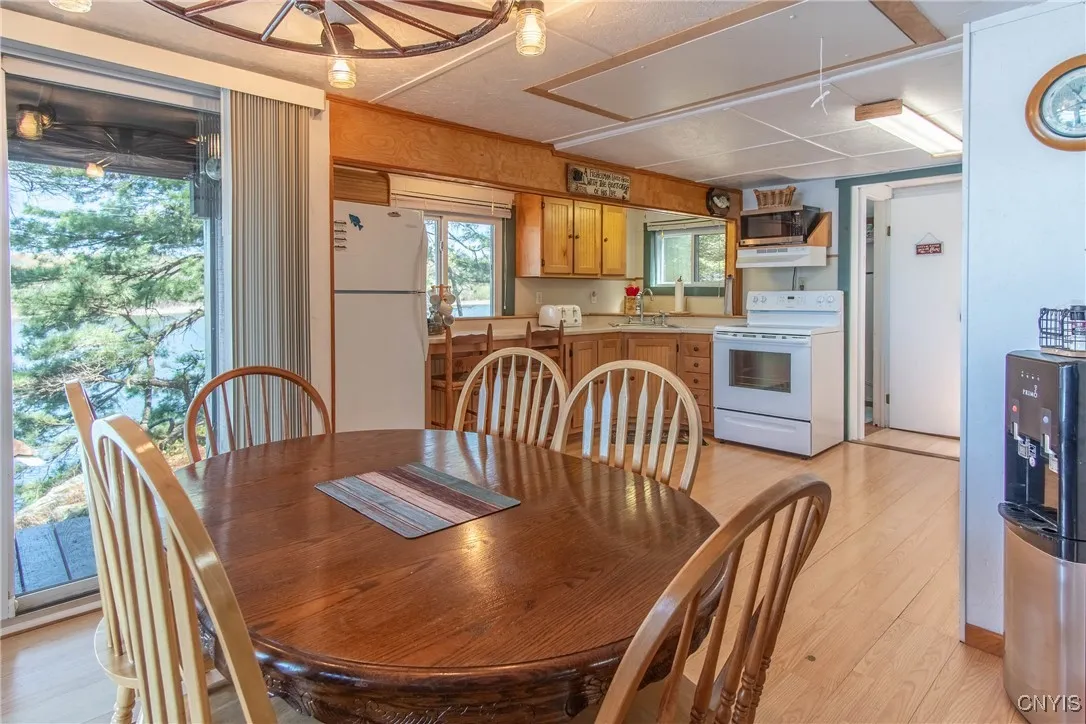 2 Mink, Hammond, New York 13646, Hammond, New York 13646, 3 Bedrooms Bedrooms, 7 Rooms Rooms,1 BathroomBathrooms,Residential,For Sale,2 Mink, Hammond, New York 13646,0,S1646970