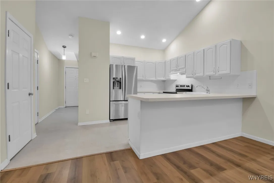 3011 Cloverbank Road 100, Hamburg, New York 14075, Hamburg, New York 14075, 2 Bedrooms Bedrooms, 7 Rooms Rooms,2 BathroomsBathrooms,Residential,For Sale,3011 Cloverbank Road 100, Hamburg, New York 14075,0,B1647270