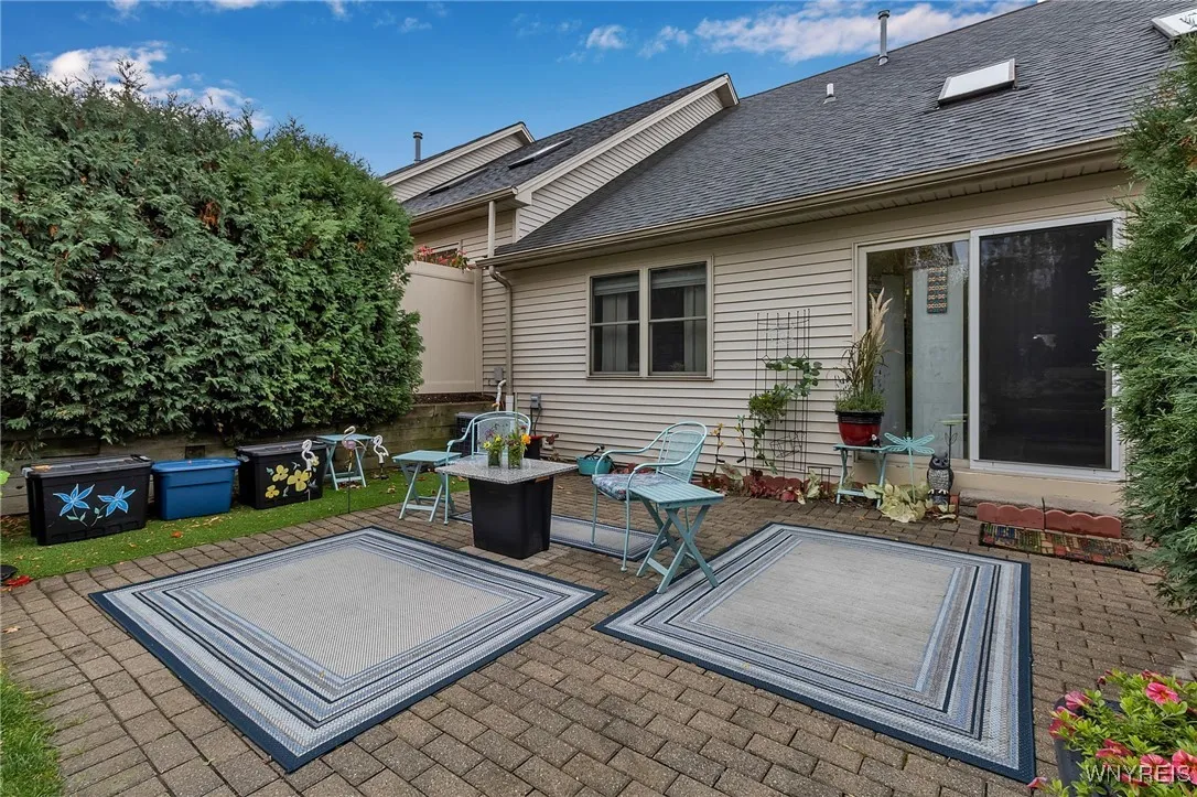 3011 Cloverbank Road 100, Hamburg, New York 14075, Hamburg, New York 14075, 2 Bedrooms Bedrooms, 7 Rooms Rooms,2 BathroomsBathrooms,Residential,For Sale,3011 Cloverbank Road 100, Hamburg, New York 14075,0,B1647270