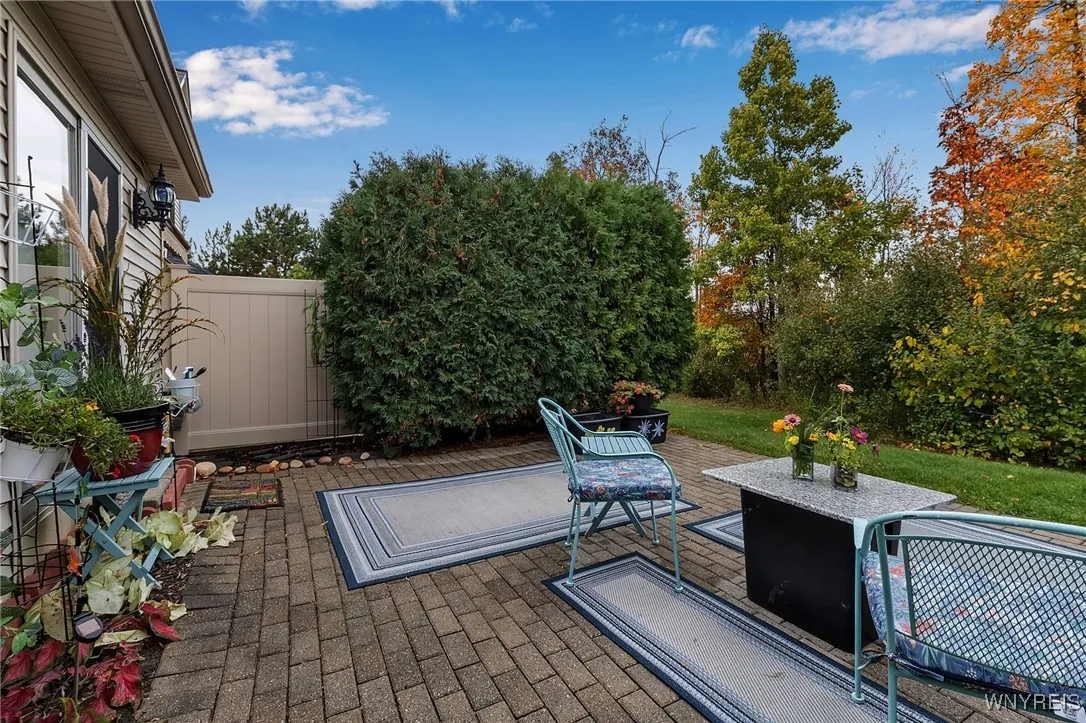 3011 Cloverbank Road 100, Hamburg, New York 14075, Hamburg, New York 14075, 2 Bedrooms Bedrooms, 7 Rooms Rooms,2 BathroomsBathrooms,Residential,For Sale,3011 Cloverbank Road 100, Hamburg, New York 14075,0,B1647270