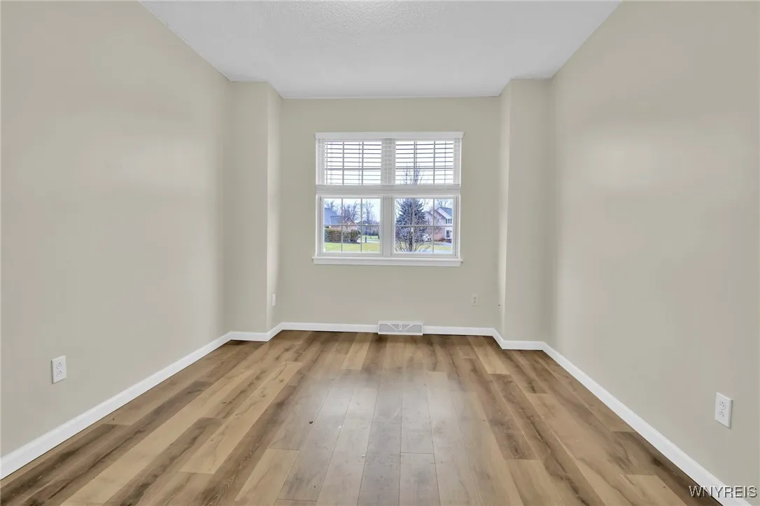 3011 Cloverbank Road 100, Hamburg, New York 14075, Hamburg, New York 14075, 2 Bedrooms Bedrooms, 7 Rooms Rooms,2 BathroomsBathrooms,Residential,For Sale,3011 Cloverbank Road 100, Hamburg, New York 14075,0,B1647270