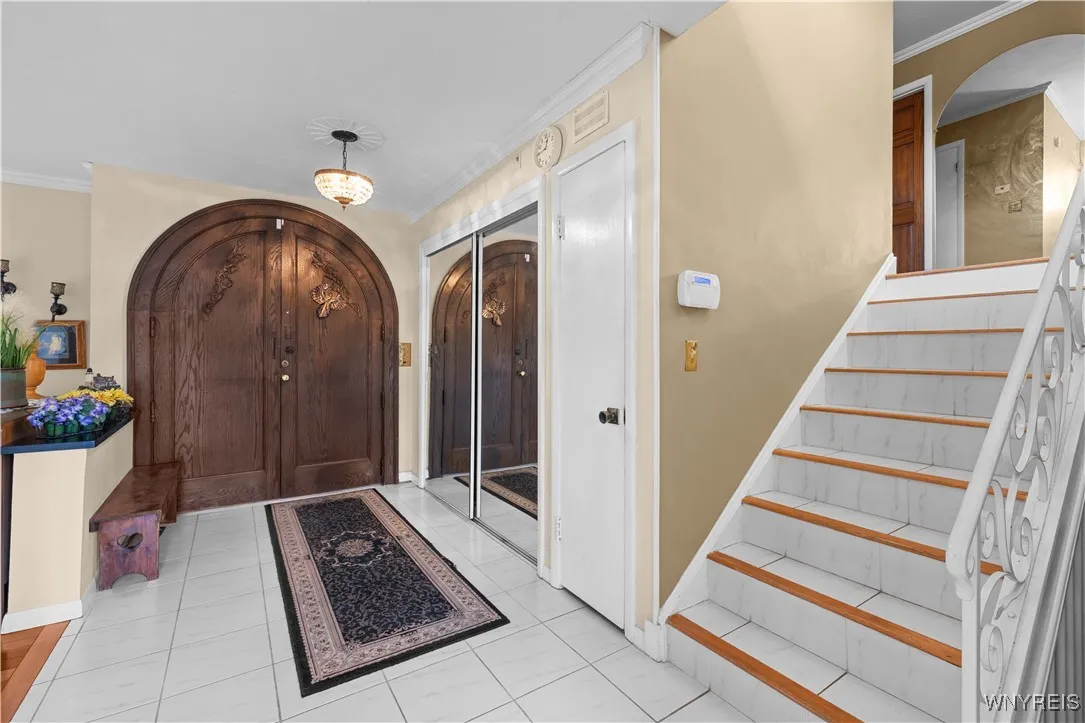 71 Brookedge Drive, Amherst, New York 14221, Amherst, New York 14221, 3 Bedrooms Bedrooms, 8 Rooms Rooms,1 BathroomBathrooms,Residential,For Sale,71 Brookedge Drive, Amherst, New York 14221,0,B1647615