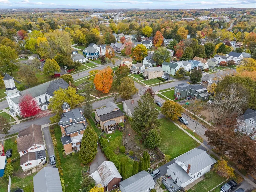 14 Capitol Street, Auburn, New York 13021, Auburn, New York 13021, 3 Bedrooms Bedrooms, ,2 BathroomsBathrooms,Residential,For Sale,14 Capitol Street, Auburn, New York 13021,0,R1647679