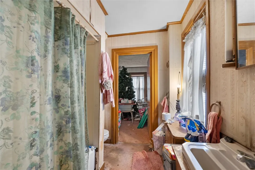 14 Capitol Street, Auburn, New York 13021, Auburn, New York 13021, 3 Bedrooms Bedrooms, ,2 BathroomsBathrooms,Residential,For Sale,14 Capitol Street, Auburn, New York 13021,0,R1647679