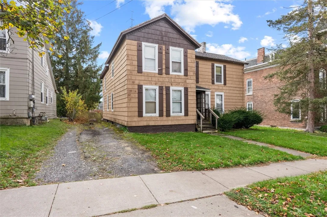 14 Capitol Street, Auburn, New York 13021, Auburn, New York 13021, 3 Bedrooms Bedrooms, ,2 BathroomsBathrooms,Residential,For Sale,14 Capitol Street, Auburn, New York 13021,0,R1647679