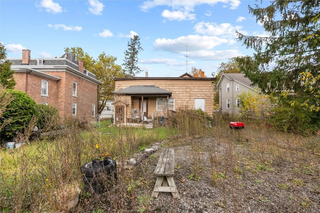 14 Capitol Street, Auburn, New York 13021, Auburn, New York 13021, 3 Bedrooms Bedrooms, ,2 BathroomsBathrooms,Residential,For Sale,14 Capitol Street, Auburn, New York 13021,0,R1647679