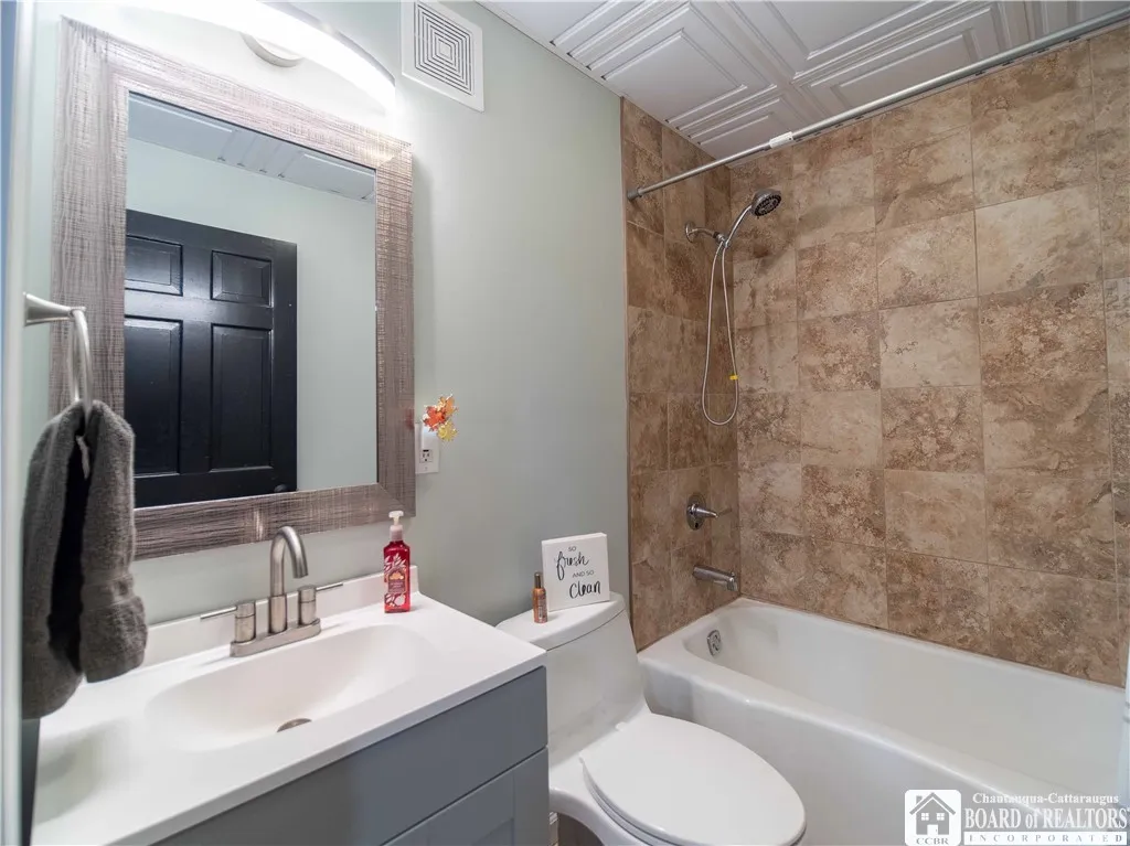 4092 Fluvanna Townline Road, Gerry, New York 14701, Gerry, New York 14701, 4 Bedrooms Bedrooms, 7 Rooms Rooms,2 BathroomsBathrooms,Residential,For Sale,4092 Fluvanna Townline Road, Gerry, New York 14701,0,R1647465