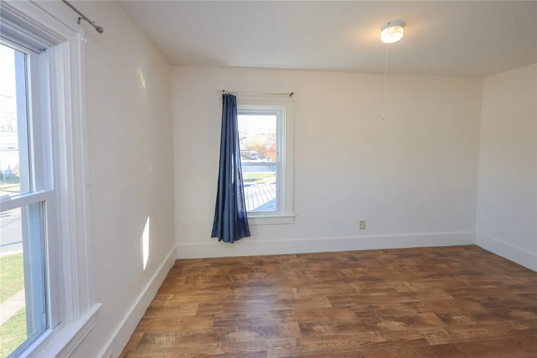 196 West Avenue, Canandaigua City, New York 14424, Canandaigua City, New York 14424, 4 Bedrooms Bedrooms, 7 Rooms Rooms,2 BathroomsBathrooms,Residential,For Sale,196 West Avenue, Canandaigua City, New York 14424,0,R1647300