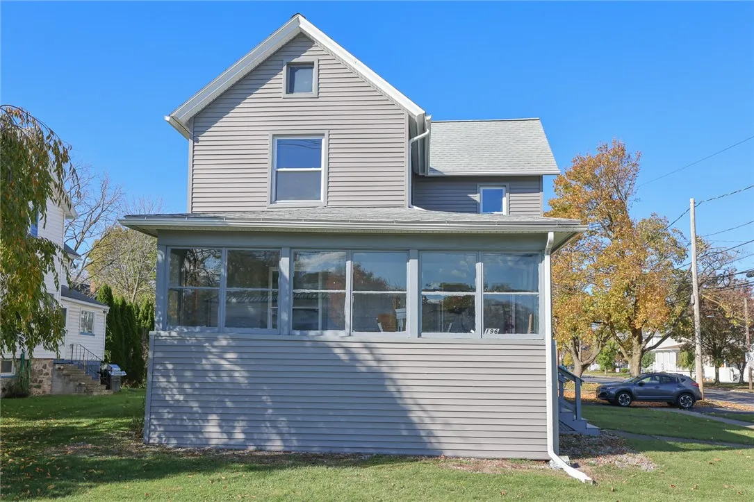 196 West Avenue, Canandaigua City, New York 14424, Canandaigua City, New York 14424, 4 Bedrooms Bedrooms, 7 Rooms Rooms,2 BathroomsBathrooms,Residential,For Sale,196 West Avenue, Canandaigua City, New York 14424,0,R1647300