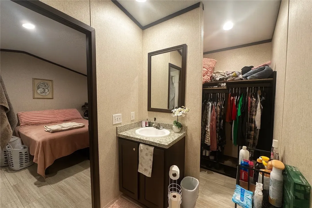 5 Collegeview Drive, Batavia City, New York 14020, Batavia City, New York 14020, 3 Bedrooms Bedrooms, 7 Rooms Rooms,2 BathroomsBathrooms,Residential,For Sale,5 Collegeview Drive, Batavia City, New York 14020,0,R1647691