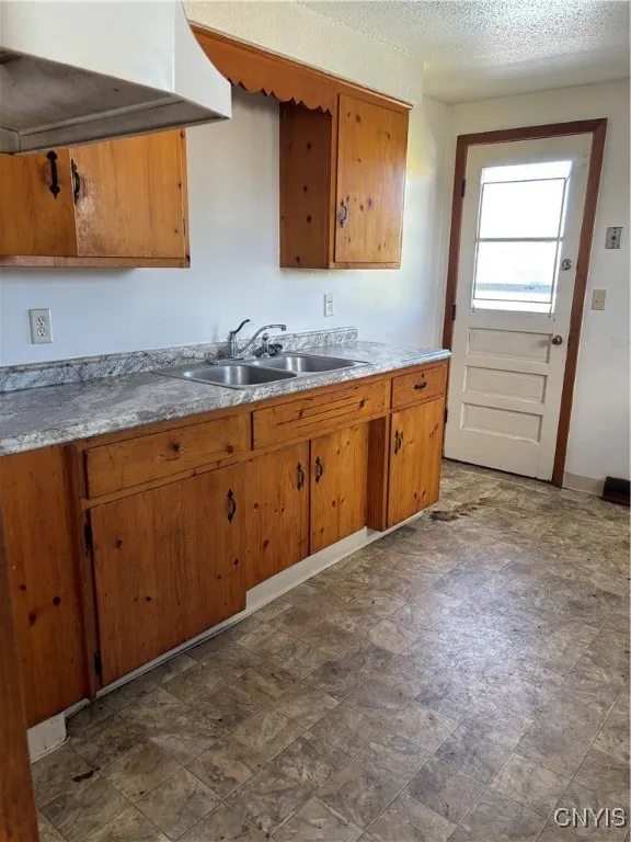 723 Orwood Place, Salina, New York 13208, Salina, New York 13208, 3 Bedrooms Bedrooms, ,2 BathroomsBathrooms,Residential,For Sale,723 Orwood Place, Salina, New York 13208,0,S1645978