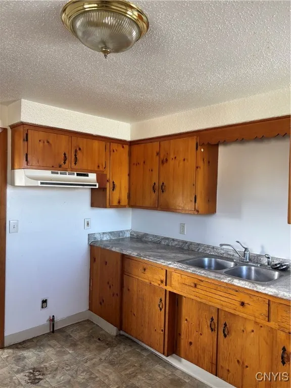 723 Orwood Place, Salina, New York 13208, Salina, New York 13208, 3 Bedrooms Bedrooms, ,2 BathroomsBathrooms,Residential,For Sale,723 Orwood Place, Salina, New York 13208,0,S1645978