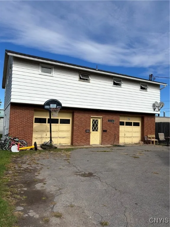 723 Orwood Place, Salina, New York 13208, Salina, New York 13208, 3 Bedrooms Bedrooms, ,2 BathroomsBathrooms,Residential,For Sale,723 Orwood Place, Salina, New York 13208,0,S1645978