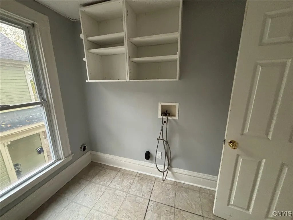 901 Willis Avenue, Syracuse, New York 13204, Syracuse, New York 13204, 6 Bedrooms Bedrooms, ,2 BathroomsBathrooms,Residential,For Sale,901 Willis Avenue, Syracuse, New York 13204,0,S1647711