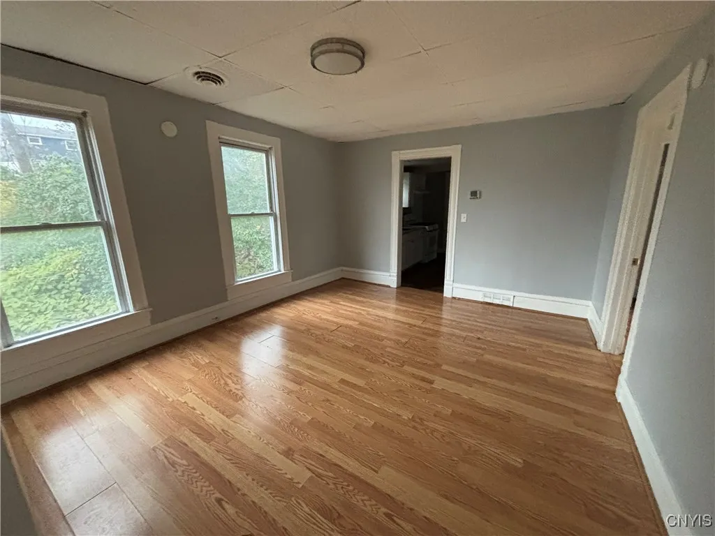 901 Willis Avenue, Syracuse, New York 13204, Syracuse, New York 13204, 6 Bedrooms Bedrooms, ,2 BathroomsBathrooms,Residential,For Sale,901 Willis Avenue, Syracuse, New York 13204,0,S1647711